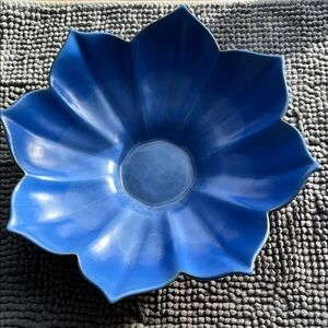 Vintage Camark Blue Ceramic Flower dish